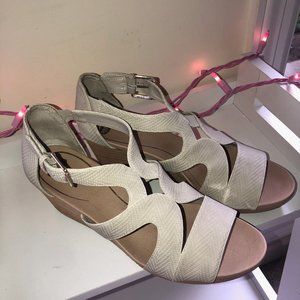 Tan Dr. Scholl's Women's Heeled Laced Sandal